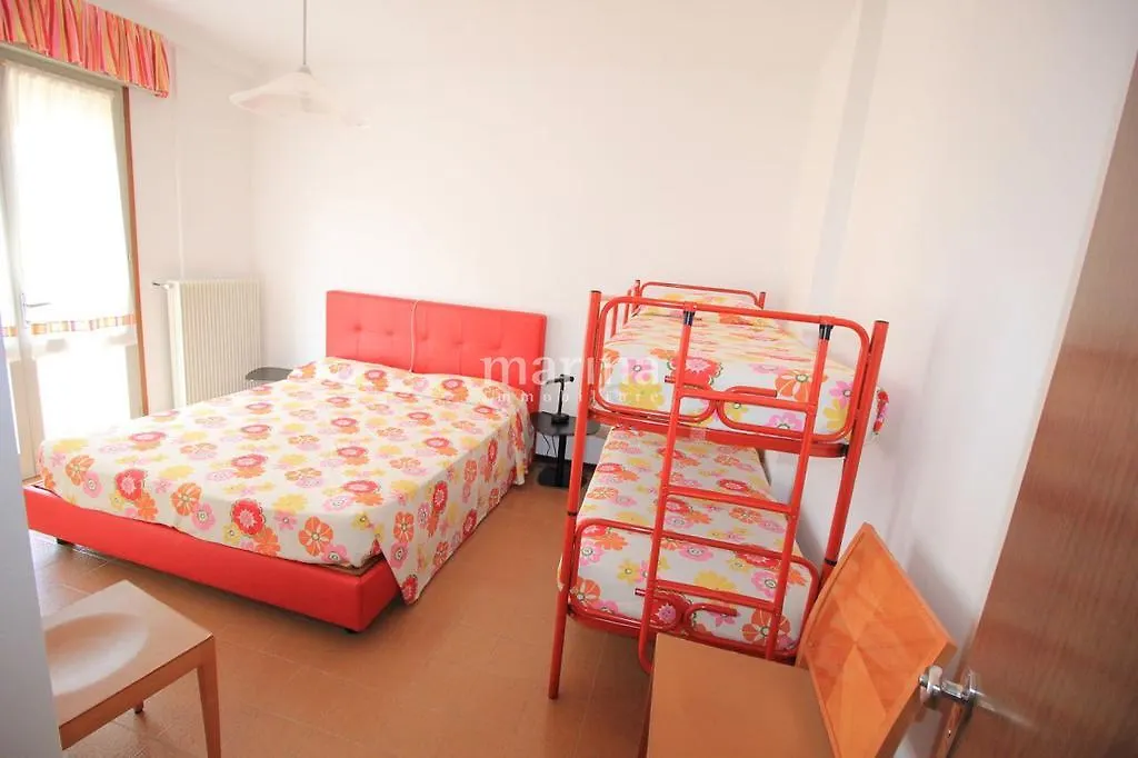 Bardini Apartamento Lido di Jesolo 0*,  Italia