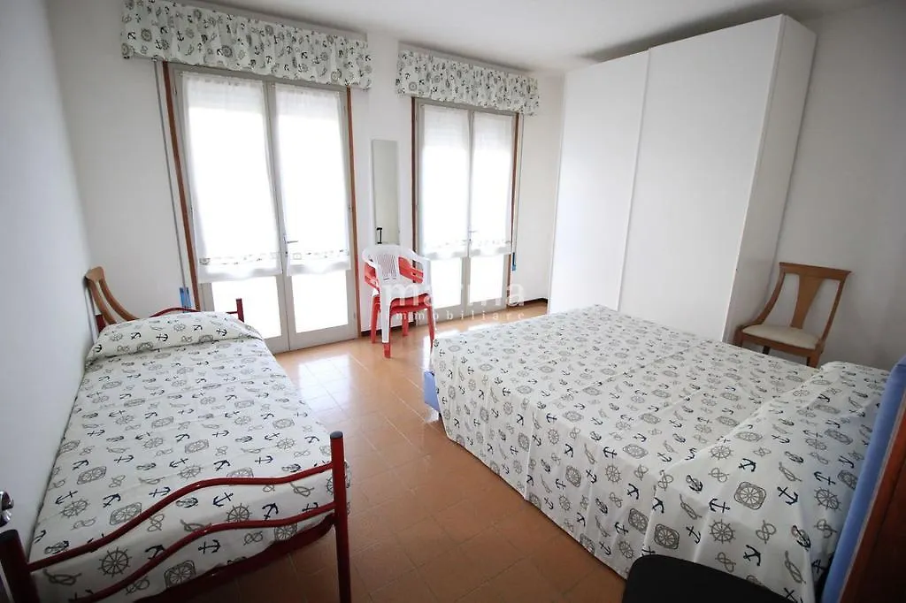 Bardini Apartamento Lido di Jesolo 0*,  Italia