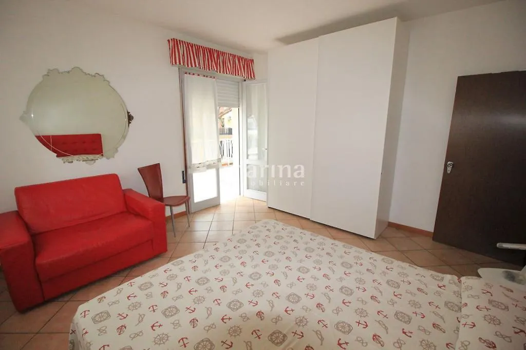 Bardini Apartamento Lido di Jesolo 0*,  Italia